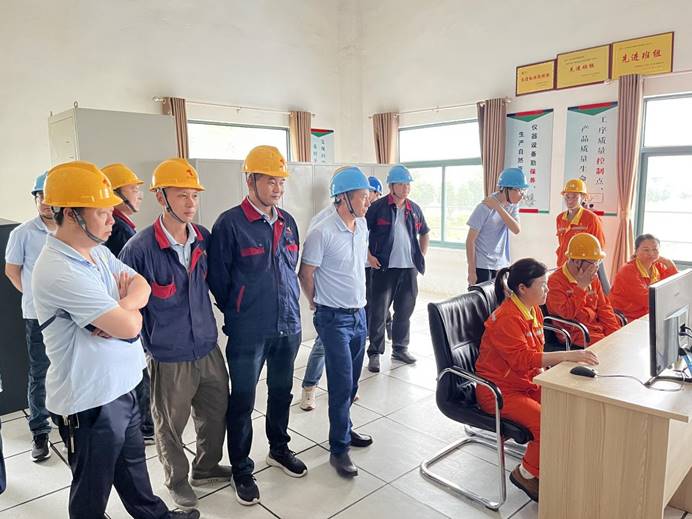 建材公司到廬江礦業(yè)開(kāi)展5S管理對(duì)標(biāo)學(xué)習(xí) 建材公司到廬江礦業(yè)開(kāi)展5S管理對(duì)標(biāo)學(xué)習(xí)